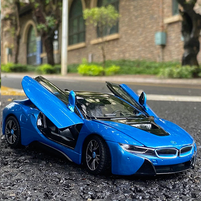 1:24 Scale BMW I8